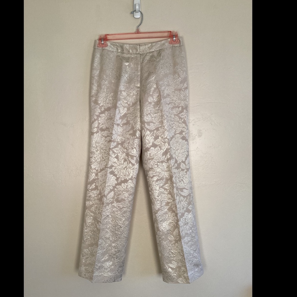 Talbots Floral Metallic Crème Pants Size 8✨